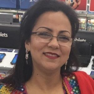 Meet your Posher, Sharifa